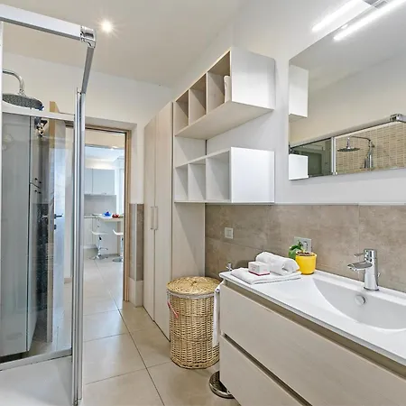 Thomas's House - Happy Apartment Riva del Garda