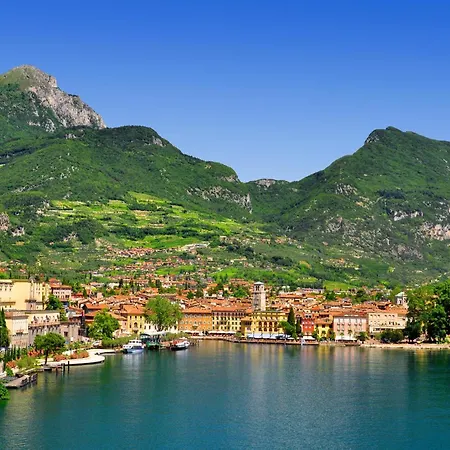 Thomas's House - Happy Apartment Riva del Garda